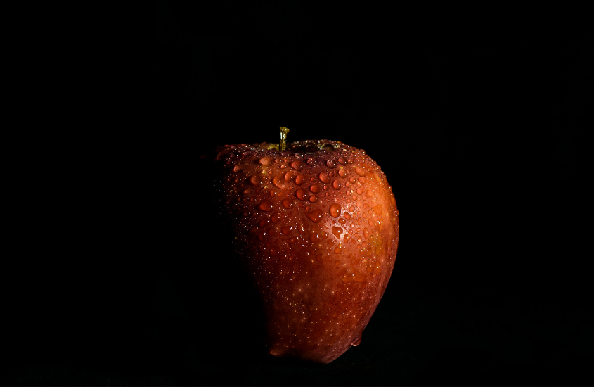 Diferente da maçã envenenada… a dor incurável da inveja mata a prazo